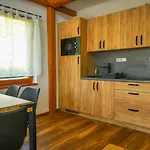 Koliba Pod Skalami Sulov