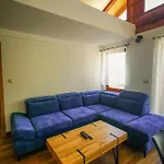 Koliba Pod Skalami