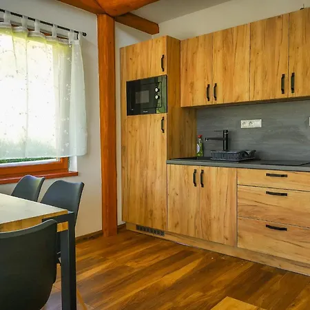 Koliba Pod Skalami Sulov