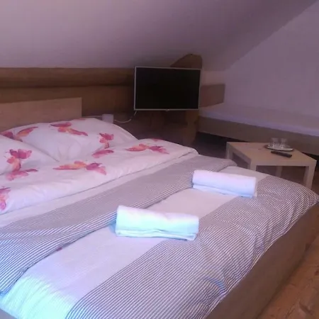 Koliba Pod Skalami Alpstuga *