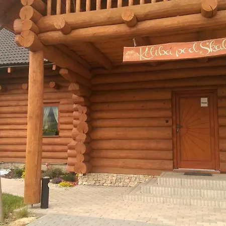 Koliba Pod Skalami Alpehytte *
