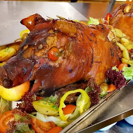 Koliba Pod Skalami * Sulov